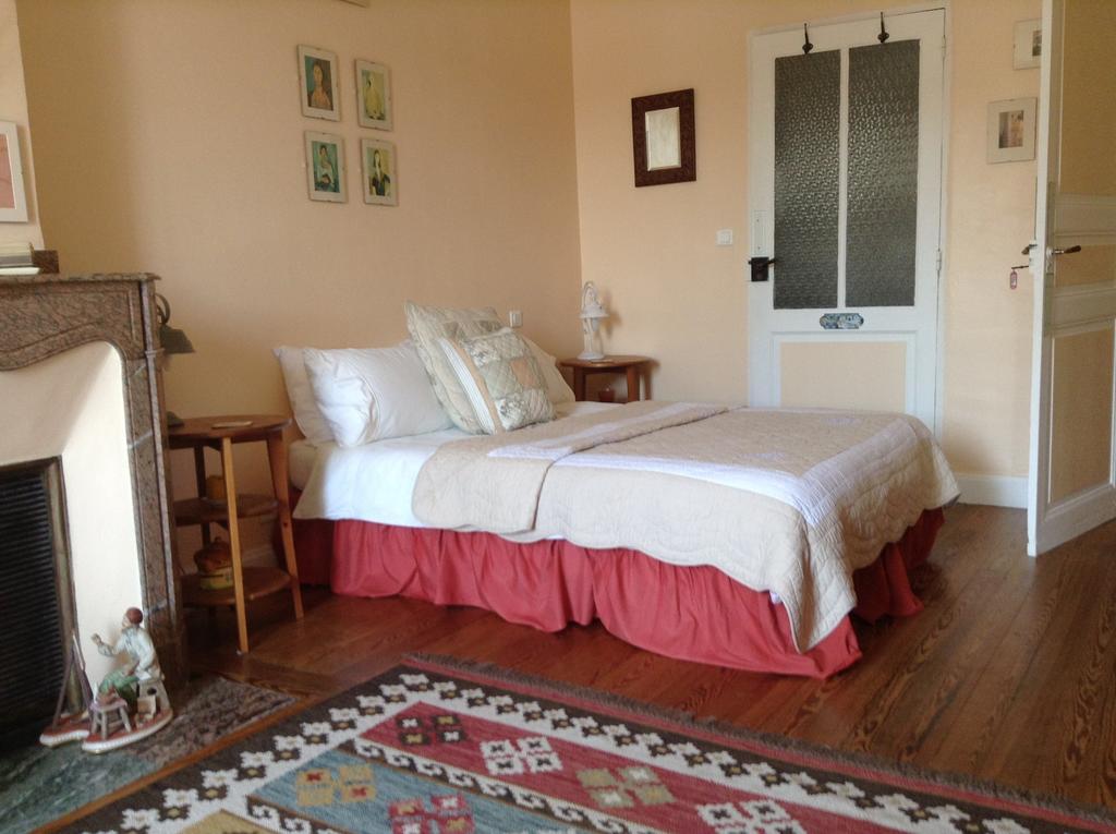 La Maison De La Riviere B&B Espéraza Camera foto