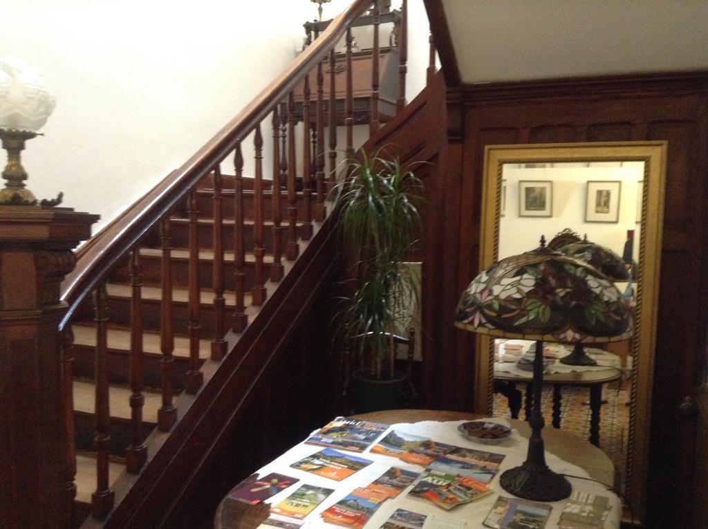 La Maison De La Riviere B&B Espéraza Esterno foto